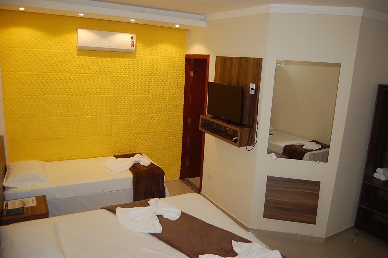 Aeroporto Plaza Hotel 大坎普 外观 照片